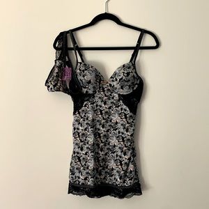 NEW lingerie set from Sophie B. Floral, black lace & push up bra padding. Small